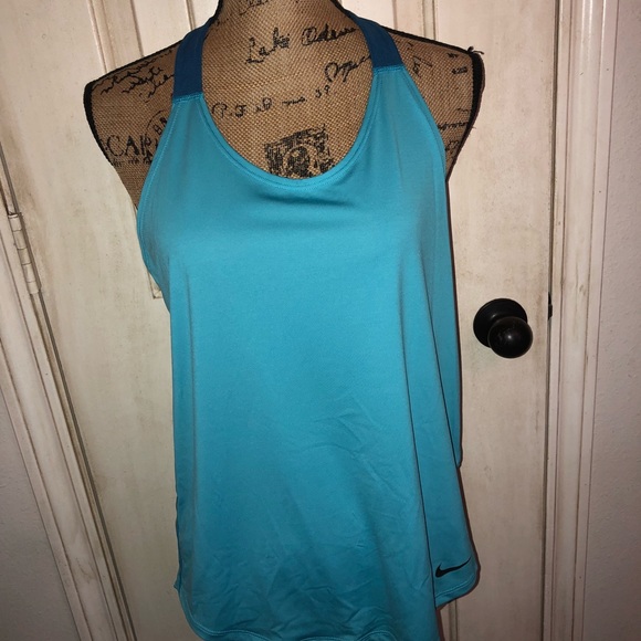 🌺LAST ONE! 🌺CLOSET CLOSEOUT‼️NWT NIKE TANK - Picture 2 of 4